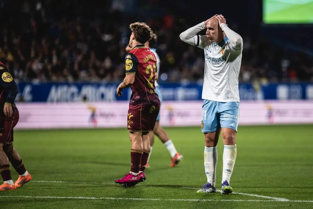 Valery Fern&aacute;ndez durante el Real Zaragoza - Deportivo / Marcos Cebri&aacute;n