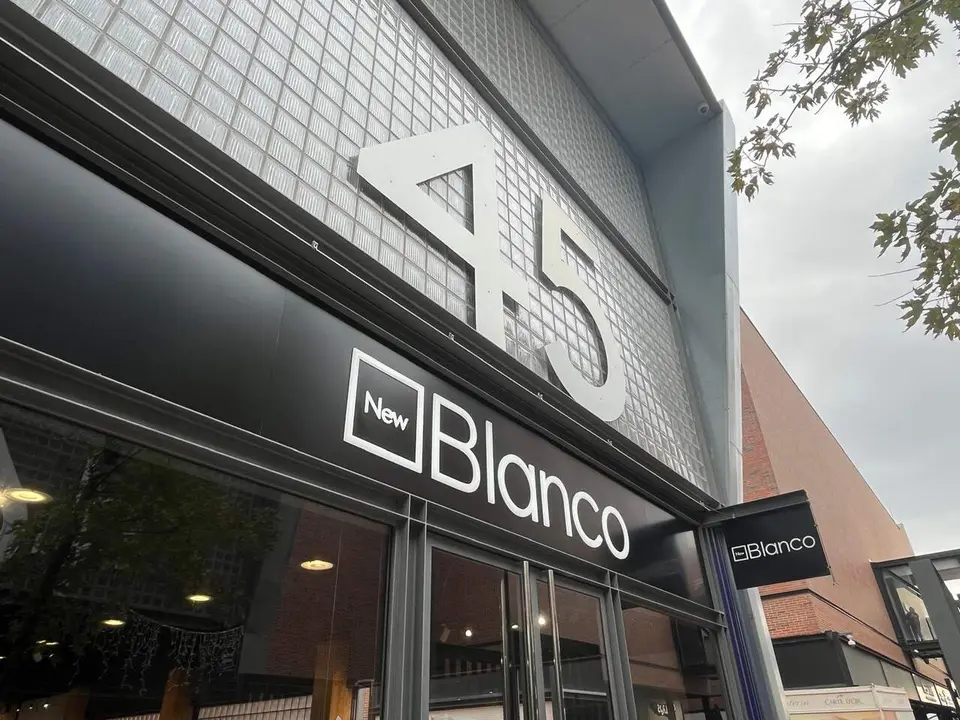 New Blanco abre en La Torre Outlet