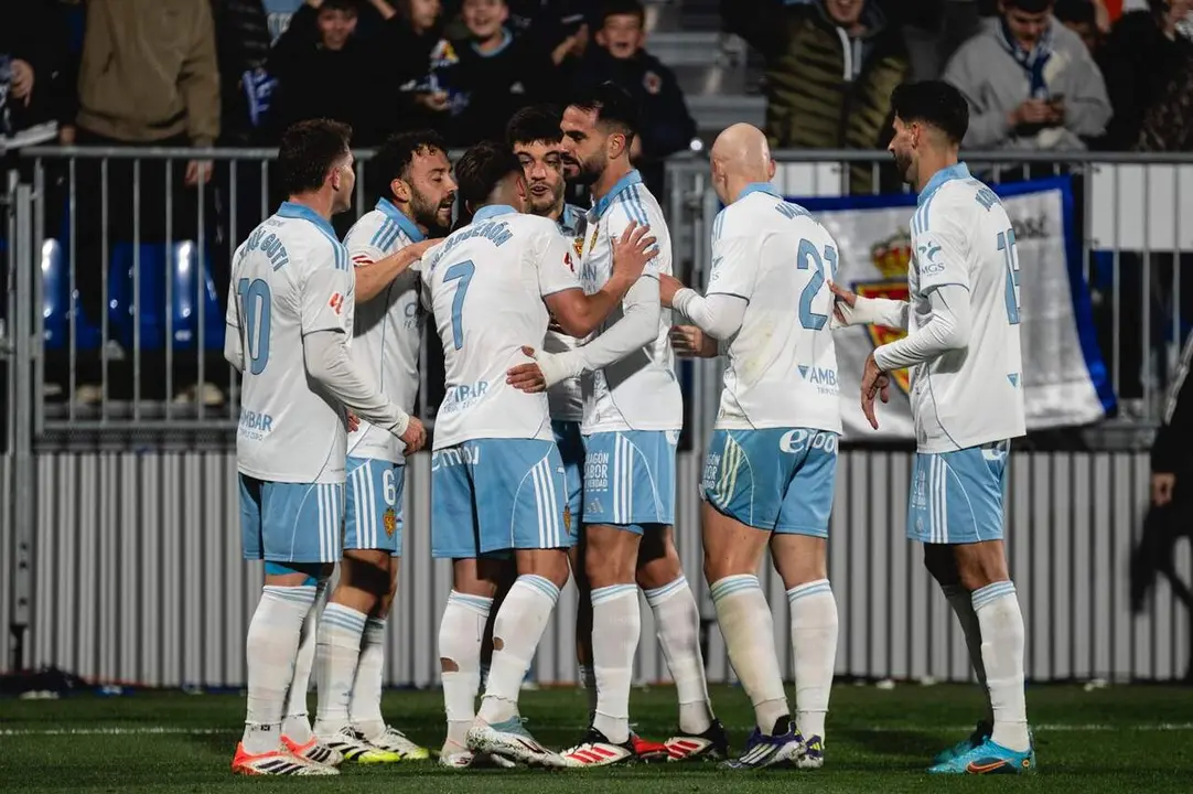 Celebraci&oacute;n del gol de Aguirregabiria / Marcos Cebri&aacute;n