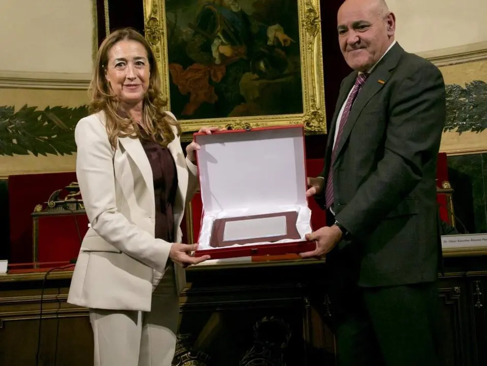 La doctora Carmen Garc&iacute;a Mur, en el acto, en Madrid, en el que distinguieron su trayectoria profesional. / GOBIERNO DE ARAG&Oacute;N