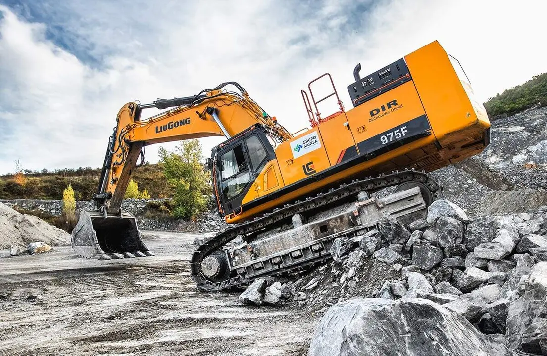 Excavadora LiuGong 975F ./ Grupo DIR