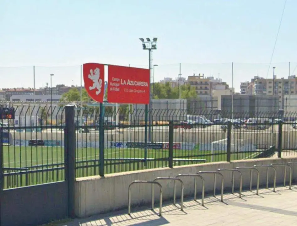Imagen de las instalaciones del CMF La Azucarera en Zaragoza donde sucedieron los hechos/Google Maps