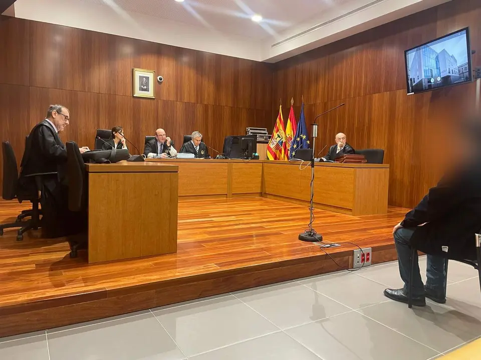 Imagen de la sala de la Audiencia Provincial de Zaragoza donde se ley&oacute; la sentencia/ H.A.
