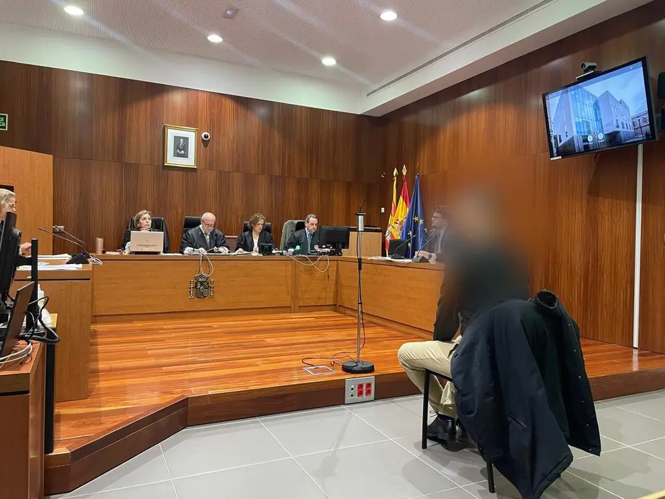 Imagen del acusado el d&iacute;a del juicio en la Audiencia Provincial de Zaragoza/
H.A.