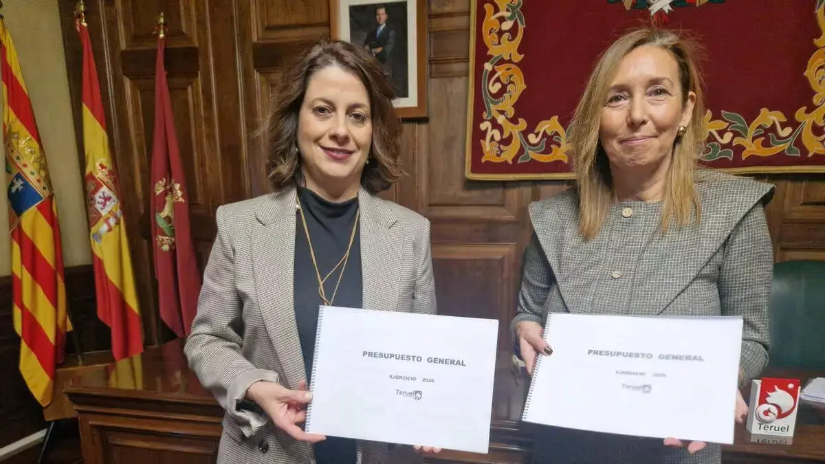 Emma Buj, alcaldesa de Teruel y Carmen Romero, concejal ./ Ayto. de Teruel