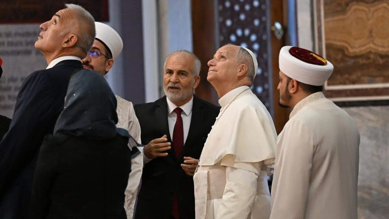 Papa Le&oacute;n XIV durante su visita