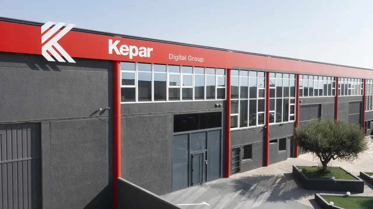 fachada-de-las-instalaciones-de-kepar-ubicadas-en-la-puebla-de-alfinden