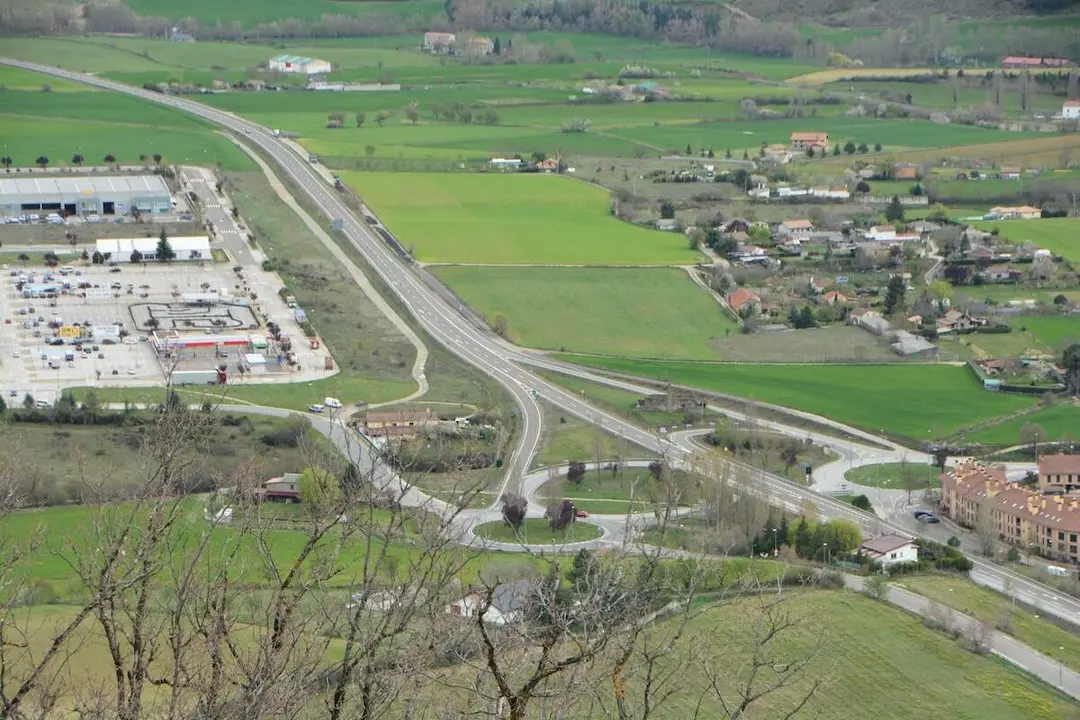 El norte de Jaca tendr&aacute; una variante -o bypass- para descongestionar el tr&aacute;fico / HOY ARAG&Oacute;N