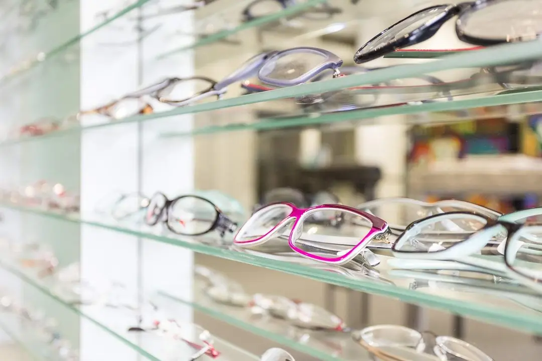 Gafas en una &oacute;ptica.
