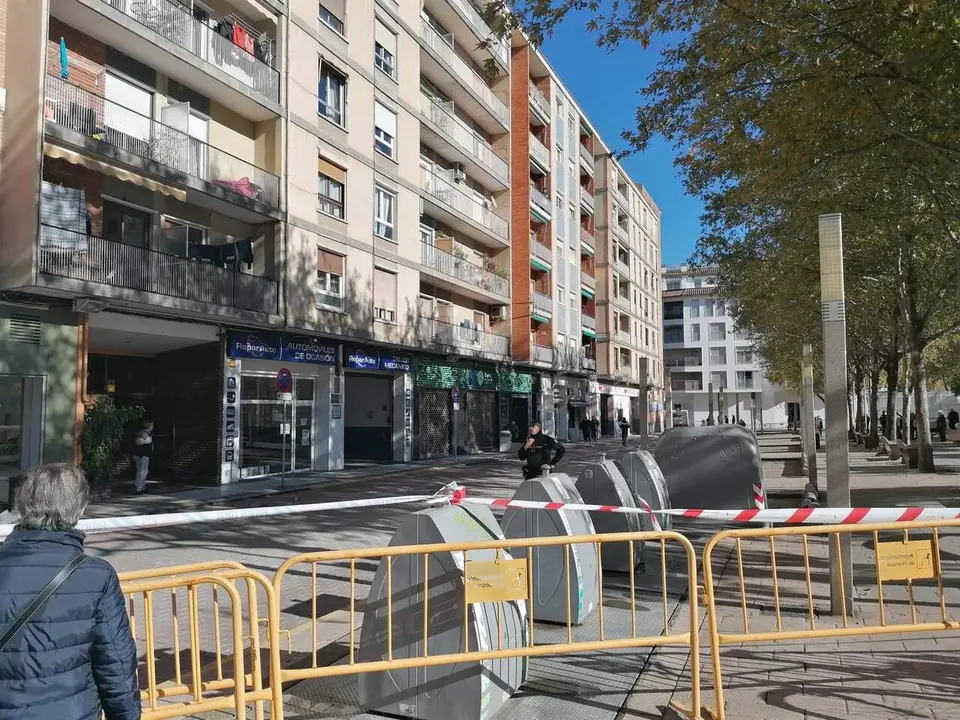 Las fincas afectadas se encuentran en los portales 1,2,3 y 4 de la plaza Santa Clara de Huesca. / EP