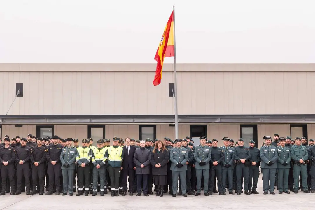 Berm&uacute;dez de Castro participa en el acto de reconocimiento a la Guardia Civil. / FABI&Aacute;N SIM&Oacute;N