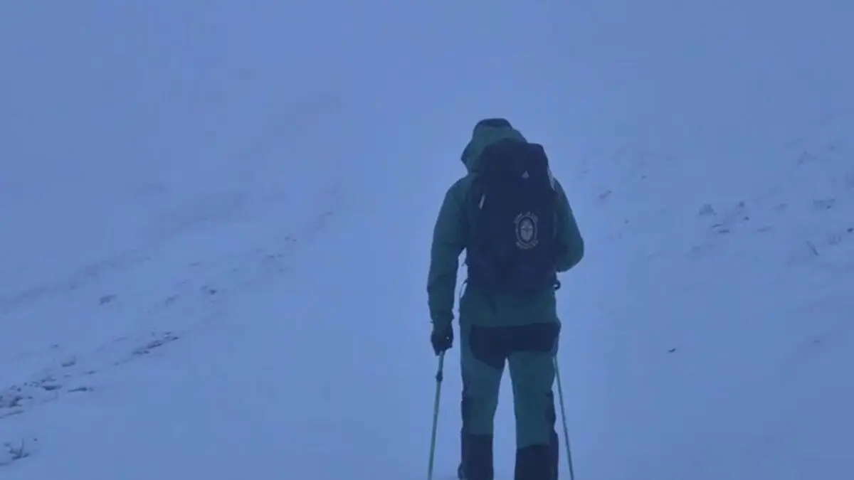 Guardia Civil del GREIM de Mora de Rubielos en Camarena de la Sierra ./ GUARDIA CIVIL