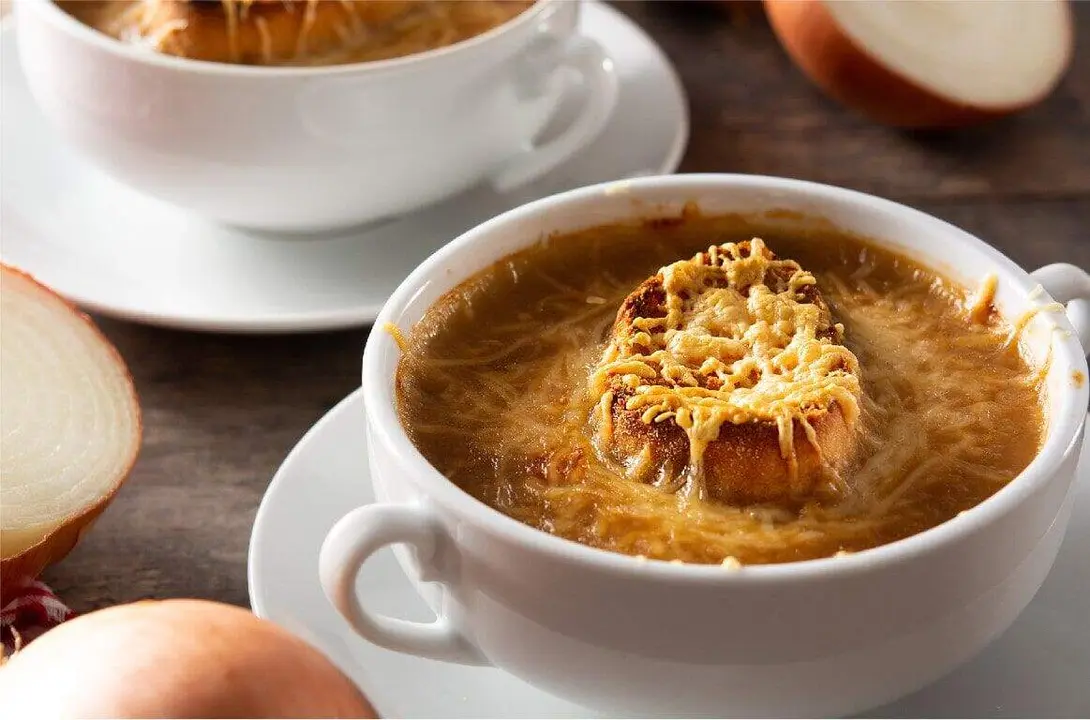 Sopa de cebolla con queso. / La Flor de Burgos