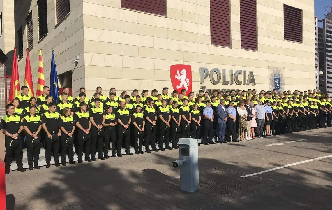Archivo - La Polic&iacute;a Local se ampl&iacute;a con 104 nuevos agentes, el mayor incremento desde la Expo 2008 ./ E.P
