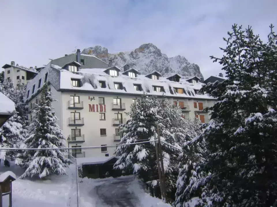 Apartamentos Midi 3000 Formigal