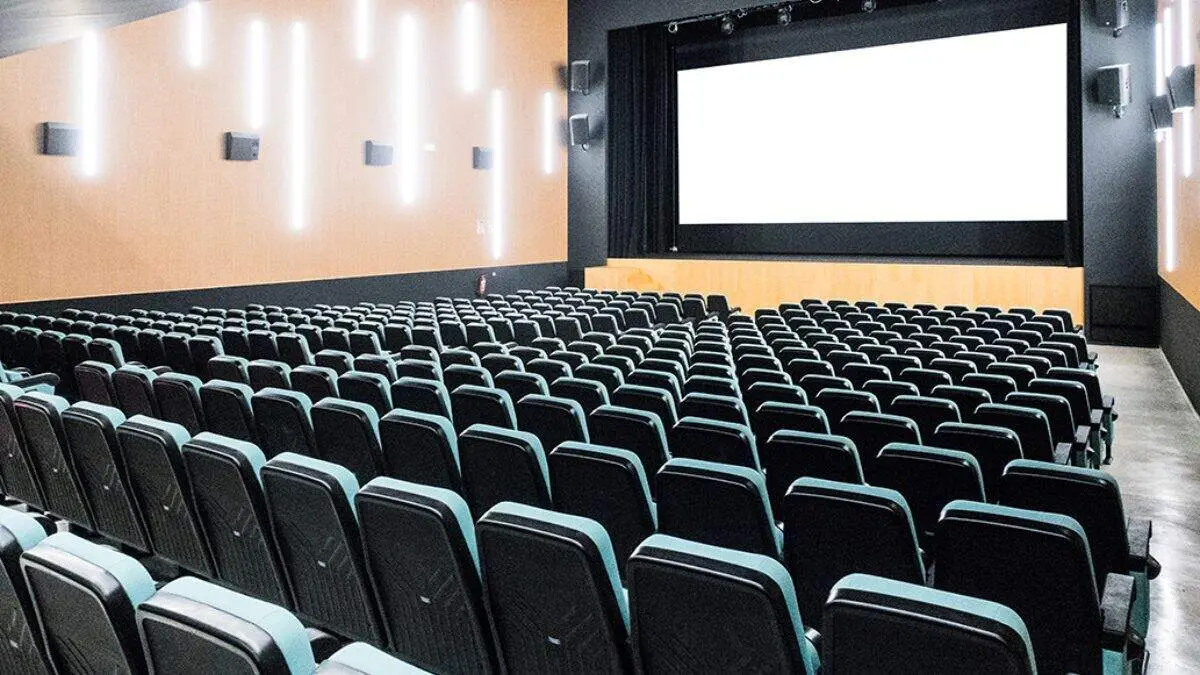 Los mayores podr&aacute;n seguir yendo al cine por dos euros
