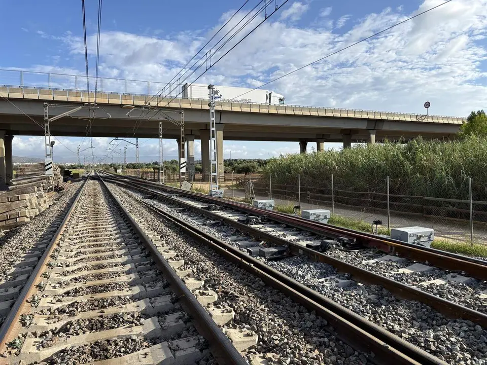 V&iacute;as de tren. / ADIF