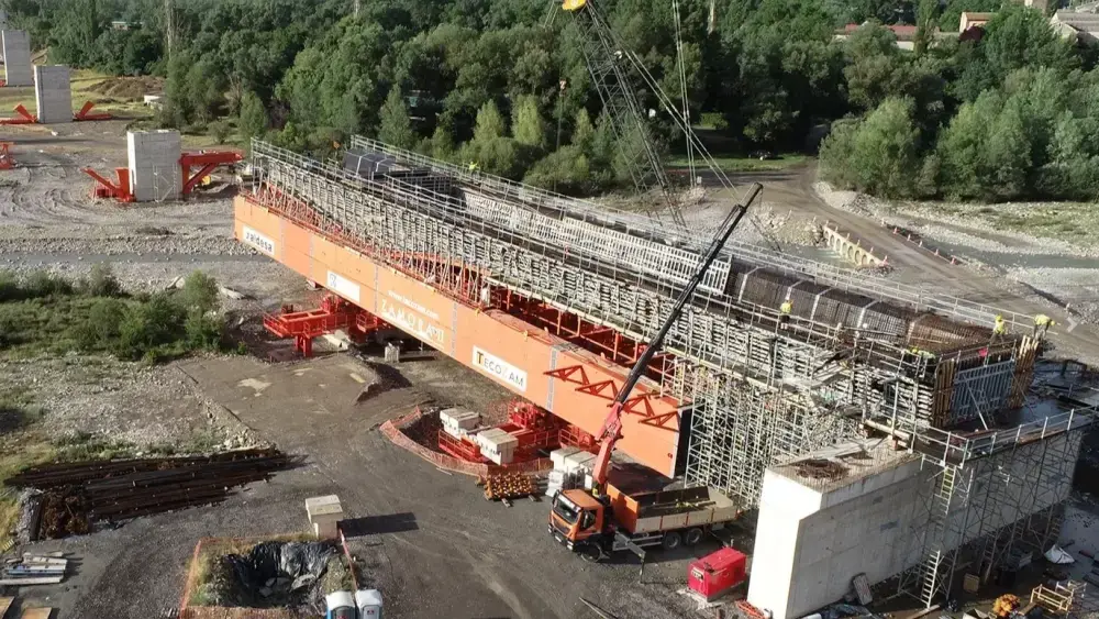 Obras de la A-23 en la variante de Sabi&ntilde;&aacute;nigo en noviembre de 2024.