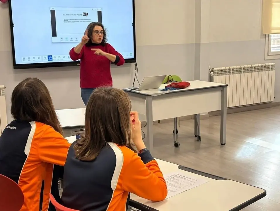 Educar para convivir: la gesti&oacute;n de conflictos como aprendizaje clave en la adolescencia