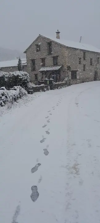 Acceso a Castellazo