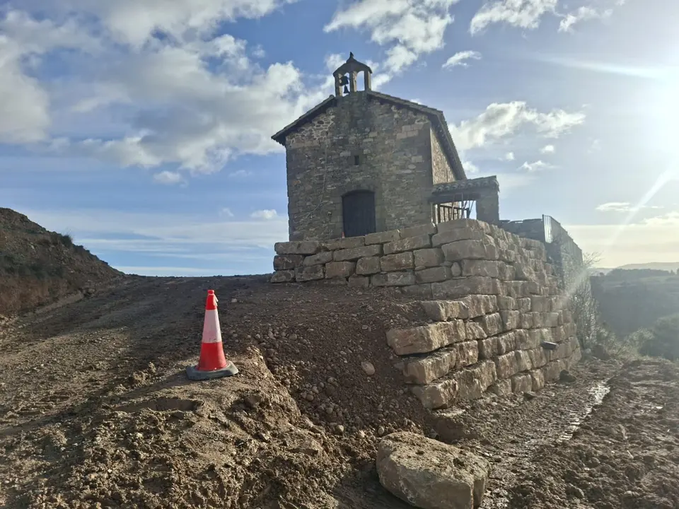 Muro del cementerio de Javierre