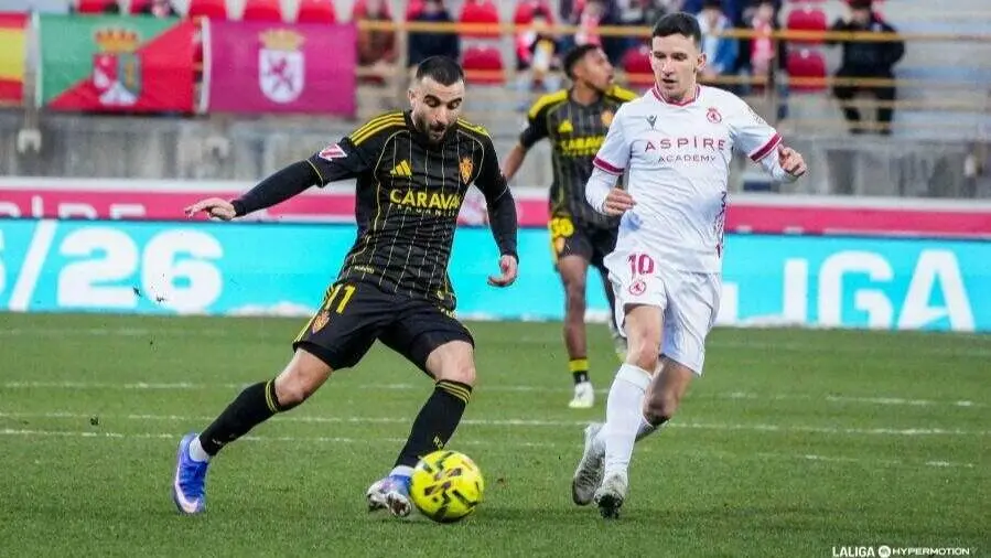 Rober Gonz&aacute;lez durante el Cultural Leonesa - Real Zaragoza / LaLiga