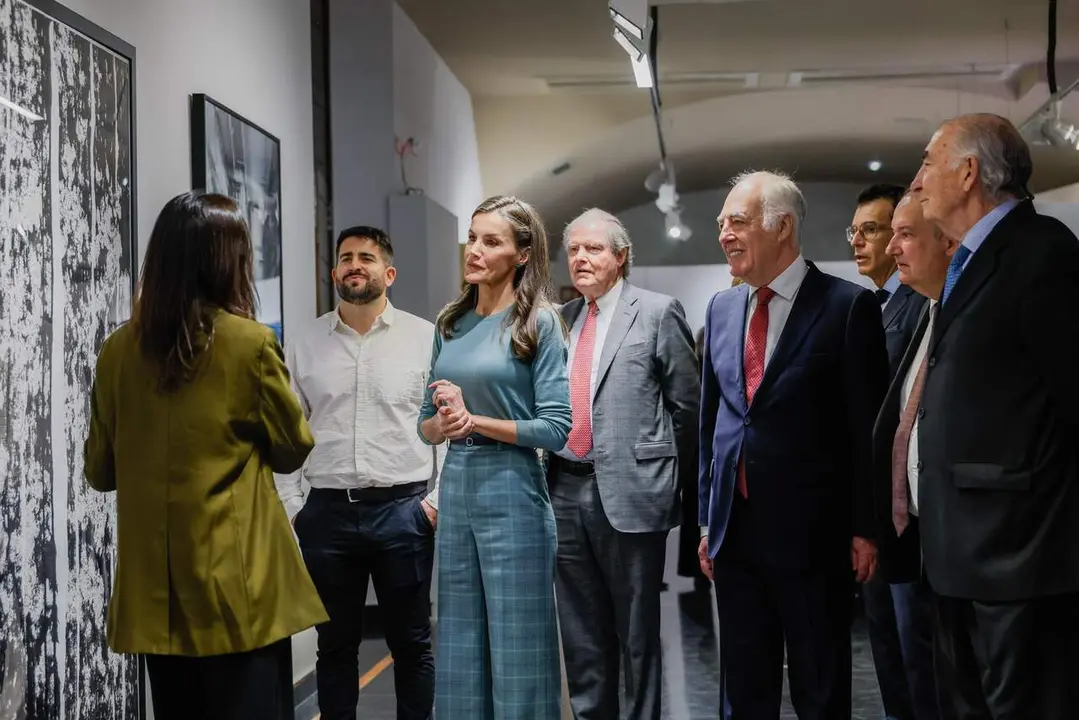 La Reina ha visitado el Palacio de Villahermosa en Huesca, sede de la Fundaci&oacute;n Ibercaja en Huesca. / FUNDACI&Oacute;N IBERCAJA