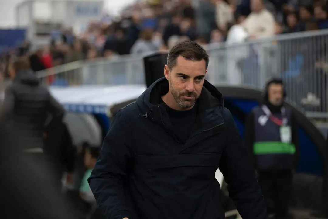 Rub&eacute;n Sell&eacute;s en su &uacute;ltimo partido con el Real Zaragoza / MARCOS CEBRI&Aacute;N