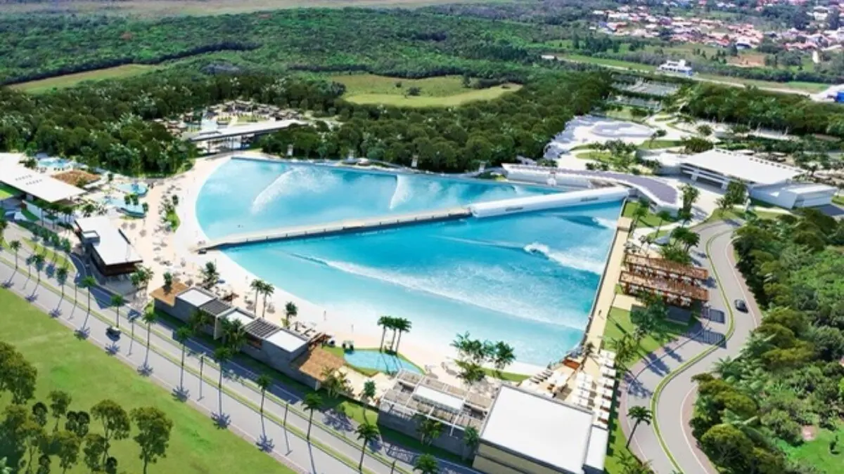 Piscina de olas en Cunait