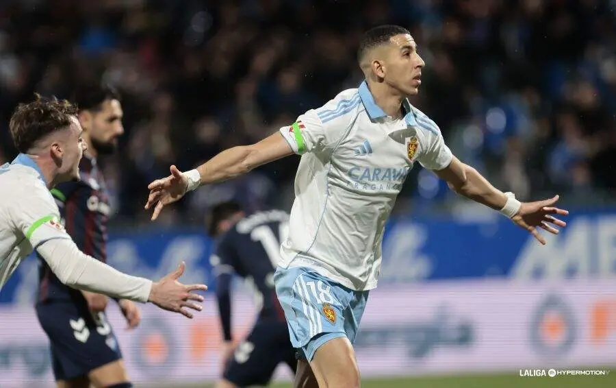 Jawad El Yamiq celebrando su primer gol con el Real Zaragoza / LaLiga