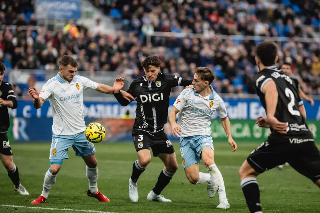 Imagen del Real Zaragoza - Burgos / Marcos Cebri&aacute;n