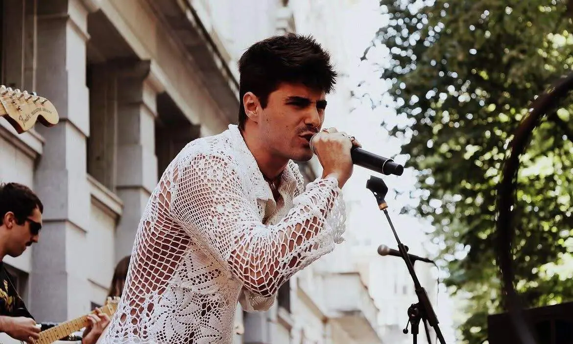 mart&iacute;n urrutia