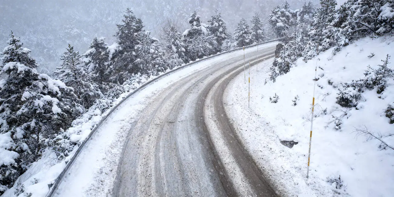 La nieve regresa al Pirineo aragon&eacute;s en el mes de mayo por la llegada de una nortada &aacute;rtica / HOY ARAG&Oacute;N