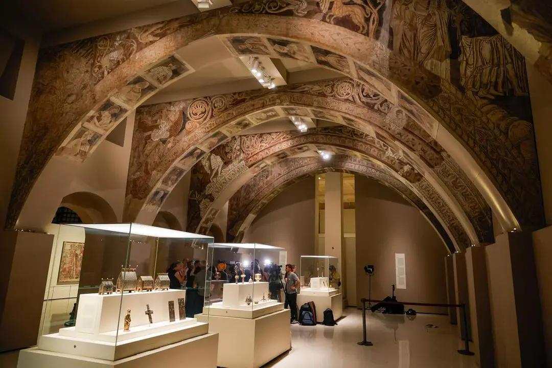 Las pinturas murales del Monasterio de Sijena expuestas en el Museu Nacional d&rsquo;Art de Catalunya (MNAC), a 29 de mayo de 2025, en Barcelona. / EP