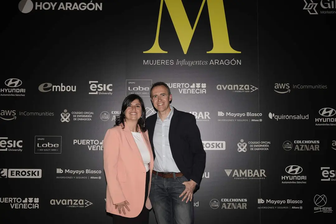 photocall-premios-mujeres-influyentes-aragon-2026 (4)