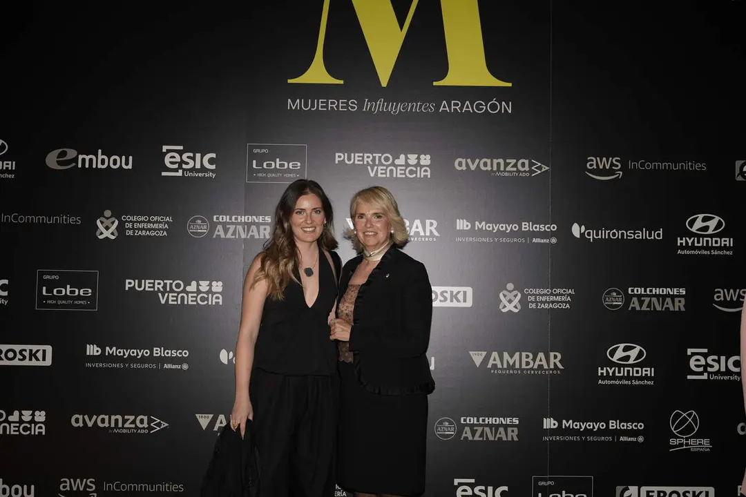 photocall-premios-mujeres-influyentes-aragon-2026 (5)