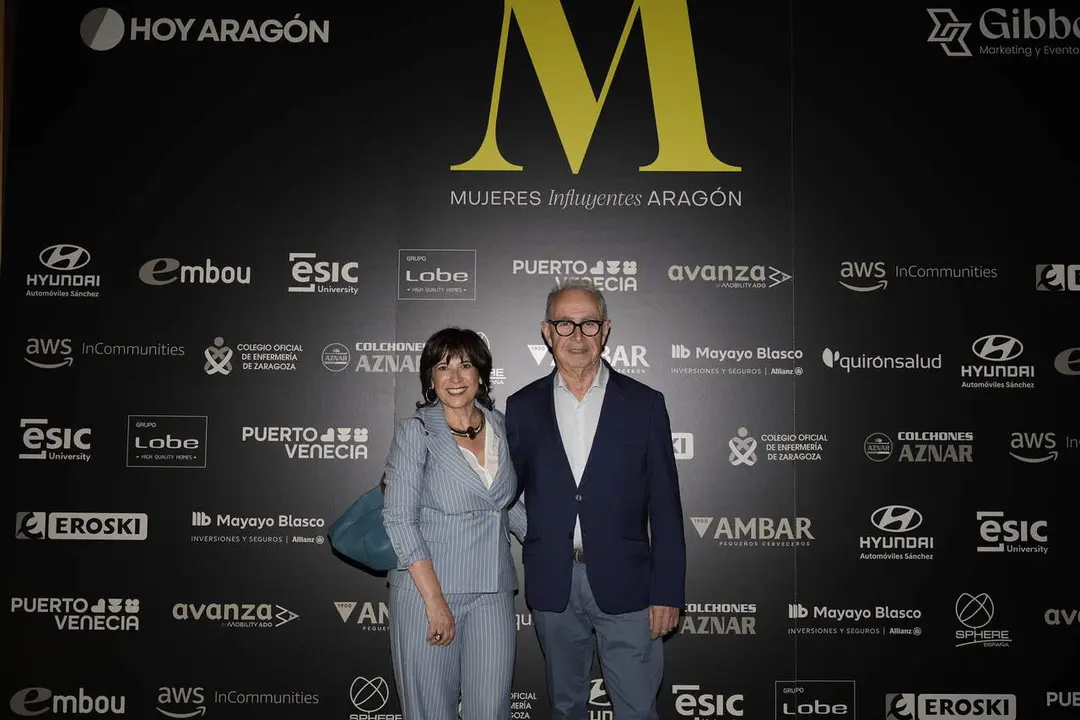 photocall-premios-mujeres-influyentes-aragon-2026 (11)