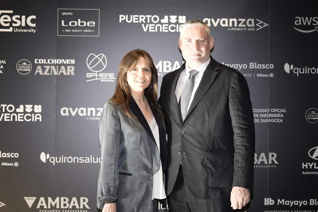 photocall-premios-mujeres-influyentes-aragon-2026 (21)