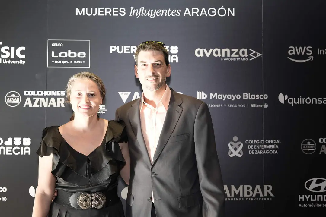 photocall-premios-mujeres-influyentes-aragon-2026 (38)