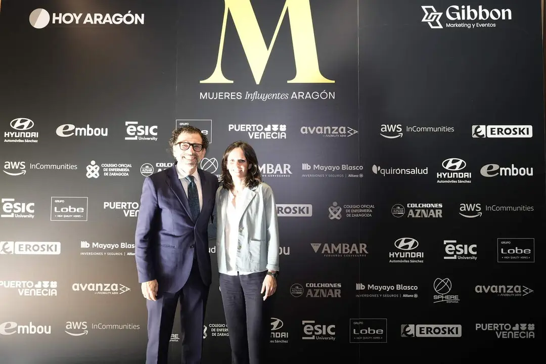 photocall-premios-mujeres-influyentes-aragon-2026 (1)