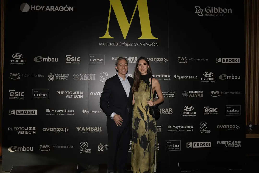 Photocall de la gala de los Premios Mujeres Influyentes de Arag&oacute;n 2026. / &Aacute;LVARO 2026