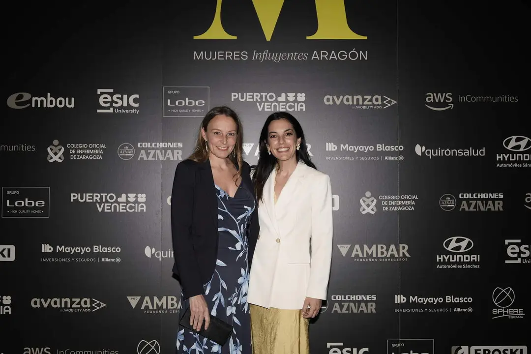 Photocall de la gala de los Premios Mujeres Influyentes de Arag&oacute;n 2026. / &Aacute;LVARO 2026
