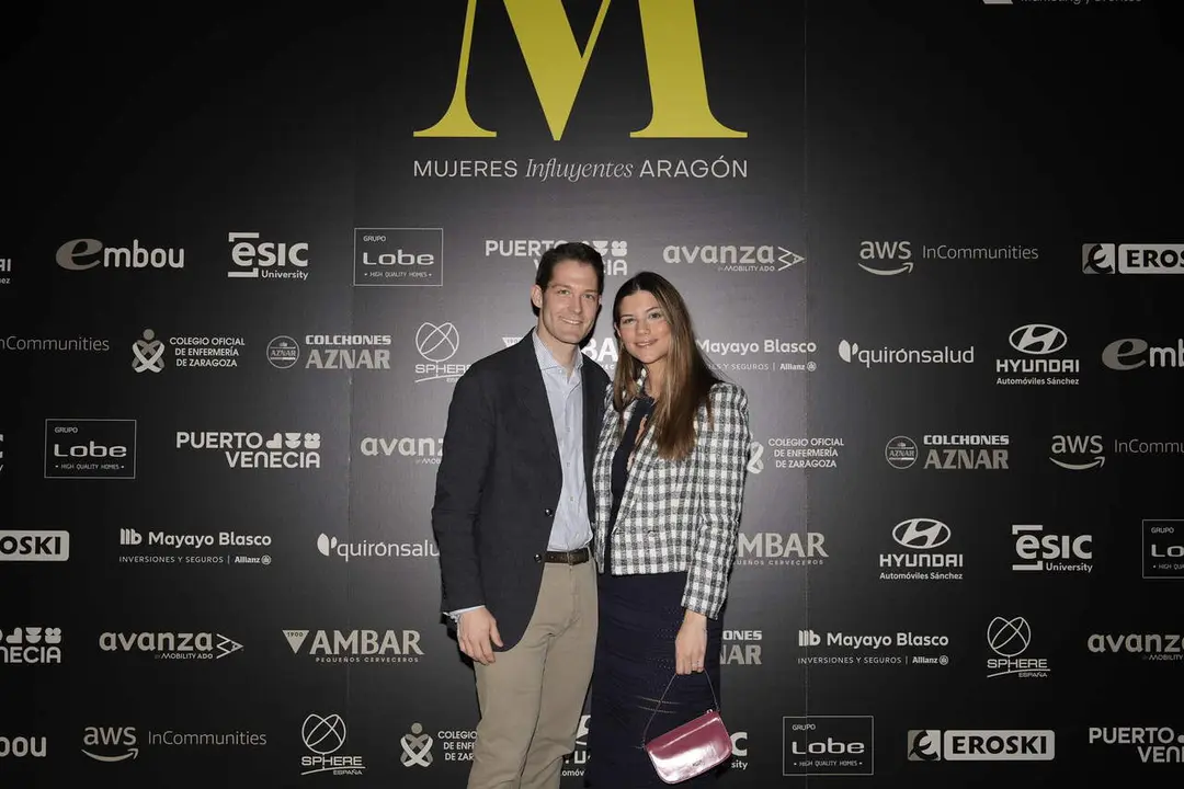 Photocall de la gala de los Premios Mujeres Influyentes de Arag&oacute;n 2026. / &Aacute;LVARO 2026