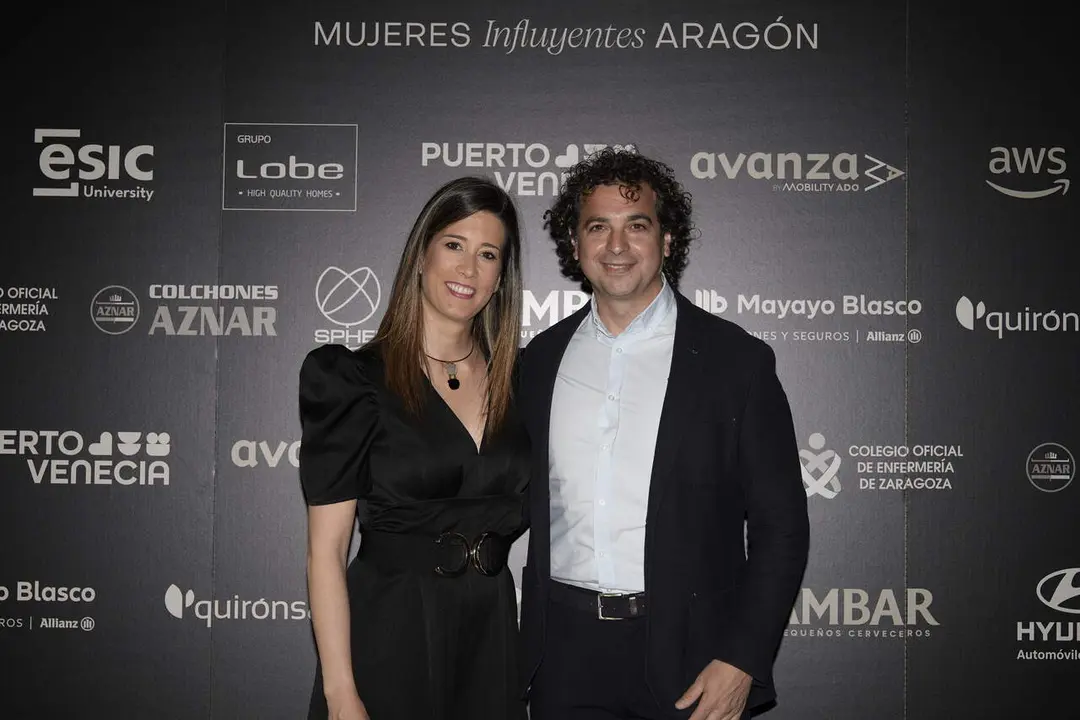 photocall-premios-mujeres-influyentes-aragon-2026 (4)