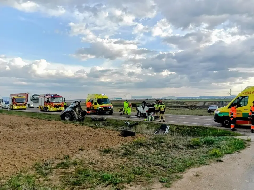 La colisi&oacute;n ha ocurrido en la N-234, a la altura de Caud&eacute;. / DPT