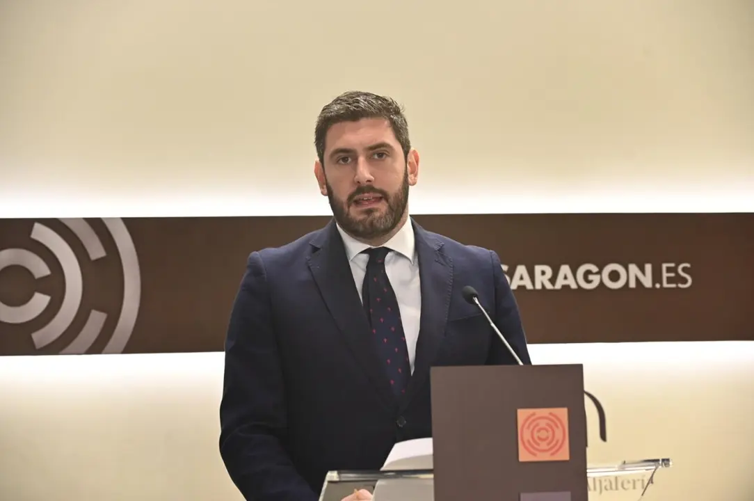 Alejandro Nolasco se pronuncia tras el debate de investidura de Jorge Azc&oacute;n