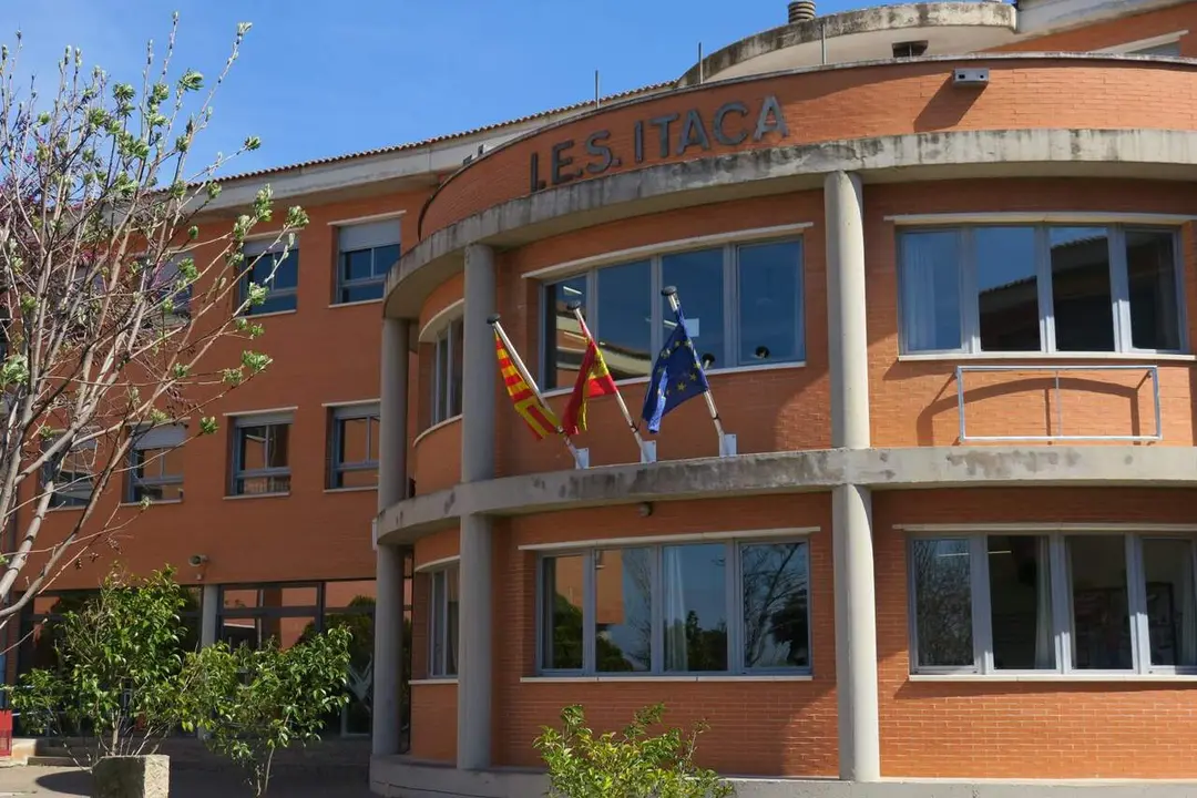 IES &Iacute;taca.
