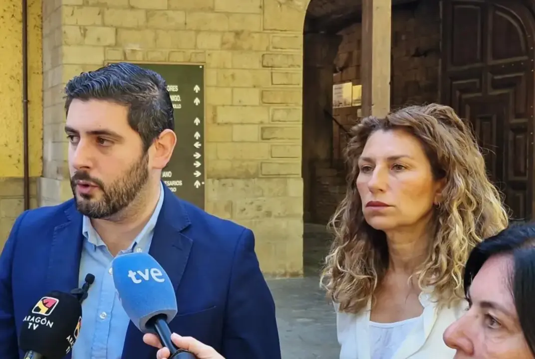 Ana Pilar Gonz&aacute;lez del Cacho, junto al l&iacute;der de Vox, Alejandro Nolasco / EP