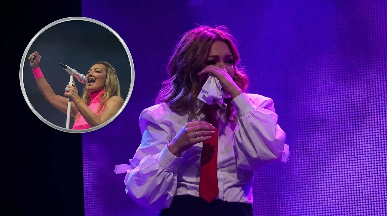 Leire Martinez y Amaia Montero con La Oreja de Van Gogh