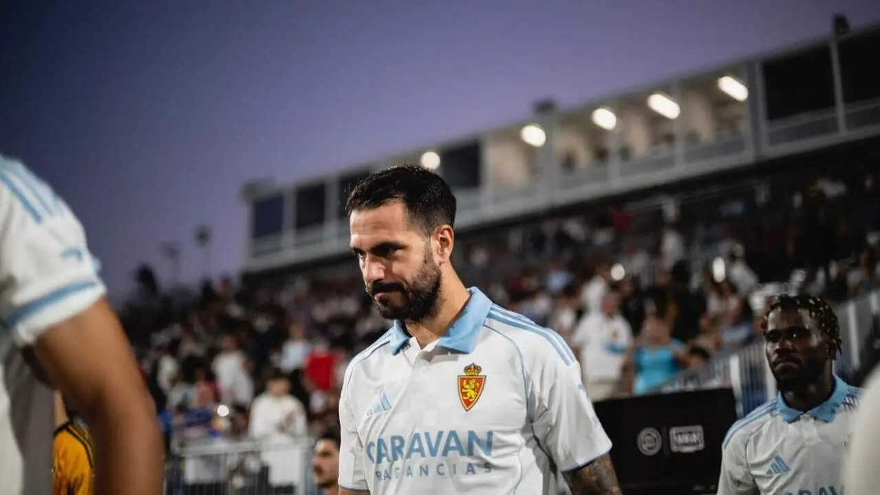 Pablo Insua antes de un partido con el Real Zaragoza / Marcos Cebri&aacute;n